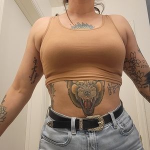 New nude crop top